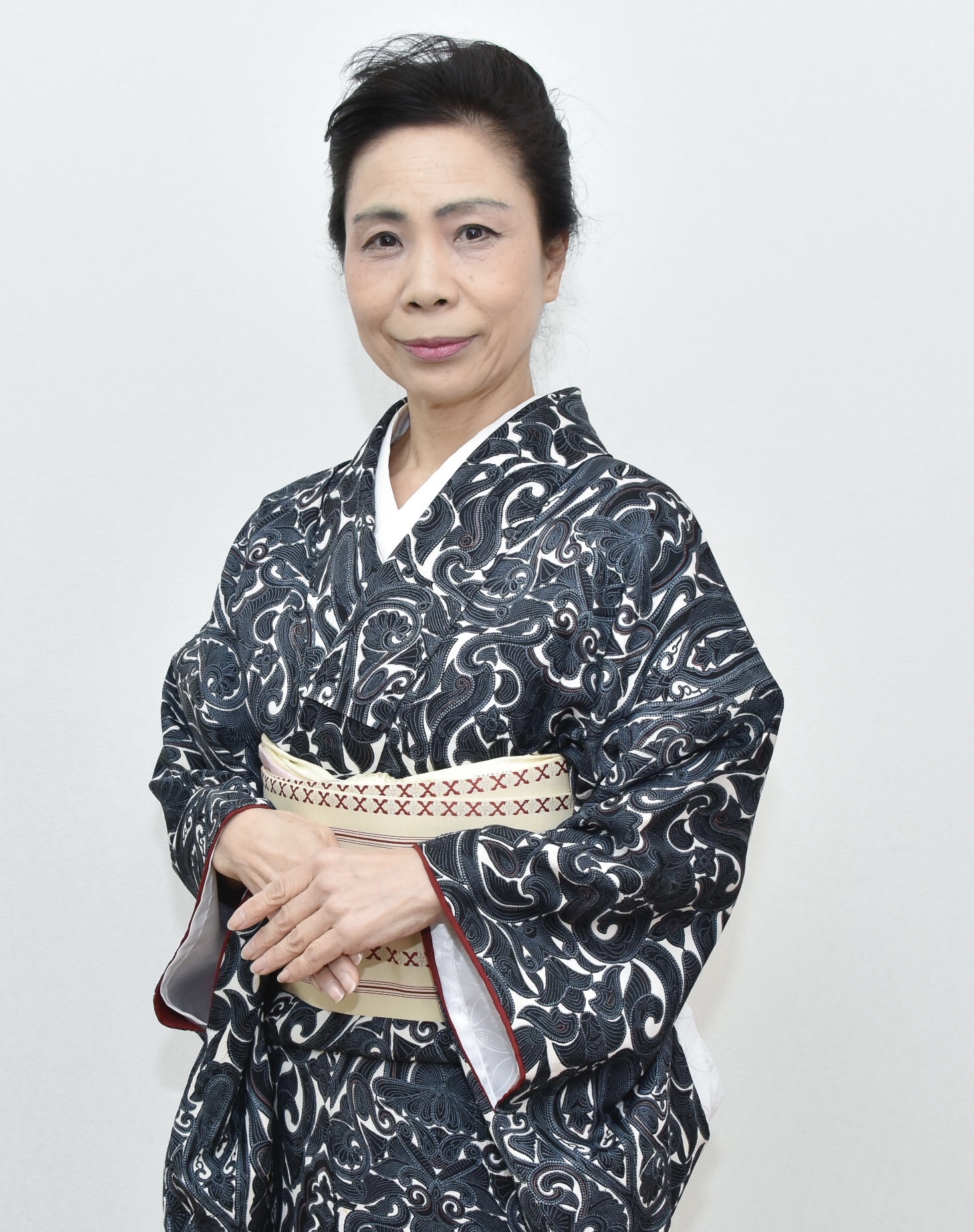 講師
